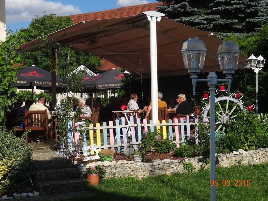 Hotel 4 Jahreszeiten Mit Restaurant Albstadt Εξωτερικό φωτογραφία