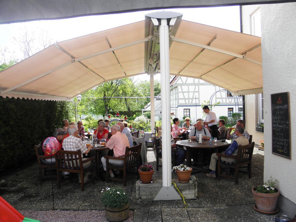 Hotel 4 Jahreszeiten Mit Restaurant Albstadt Εξωτερικό φωτογραφία