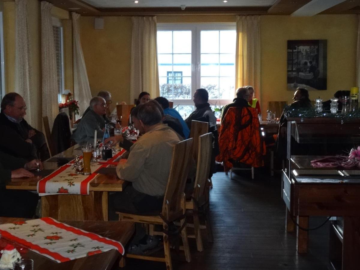 Hotel 4 Jahreszeiten Mit Restaurant Albstadt Εξωτερικό φωτογραφία
