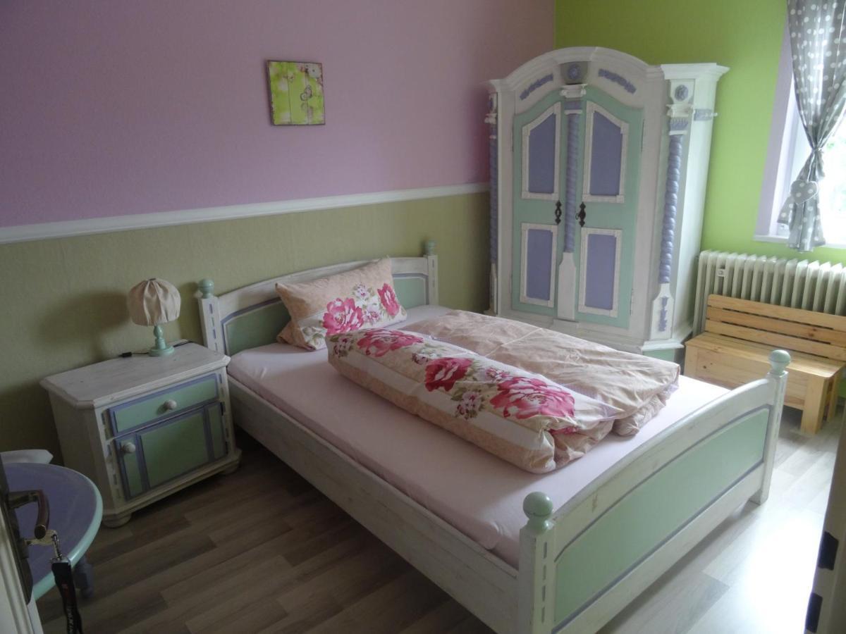 Hotel 4 Jahreszeiten Mit Restaurant Albstadt Εξωτερικό φωτογραφία