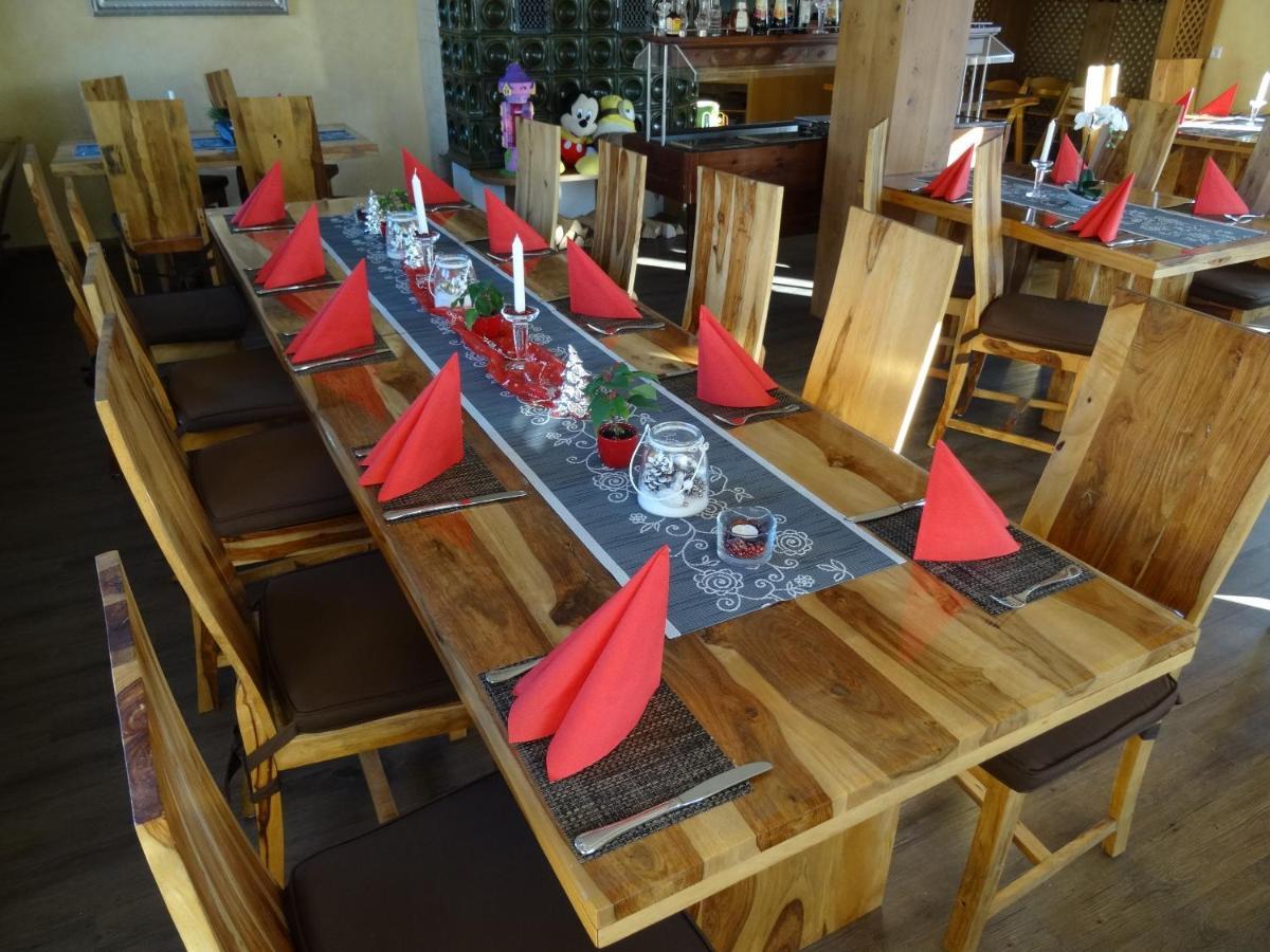 Hotel 4 Jahreszeiten Mit Restaurant Albstadt Εξωτερικό φωτογραφία
