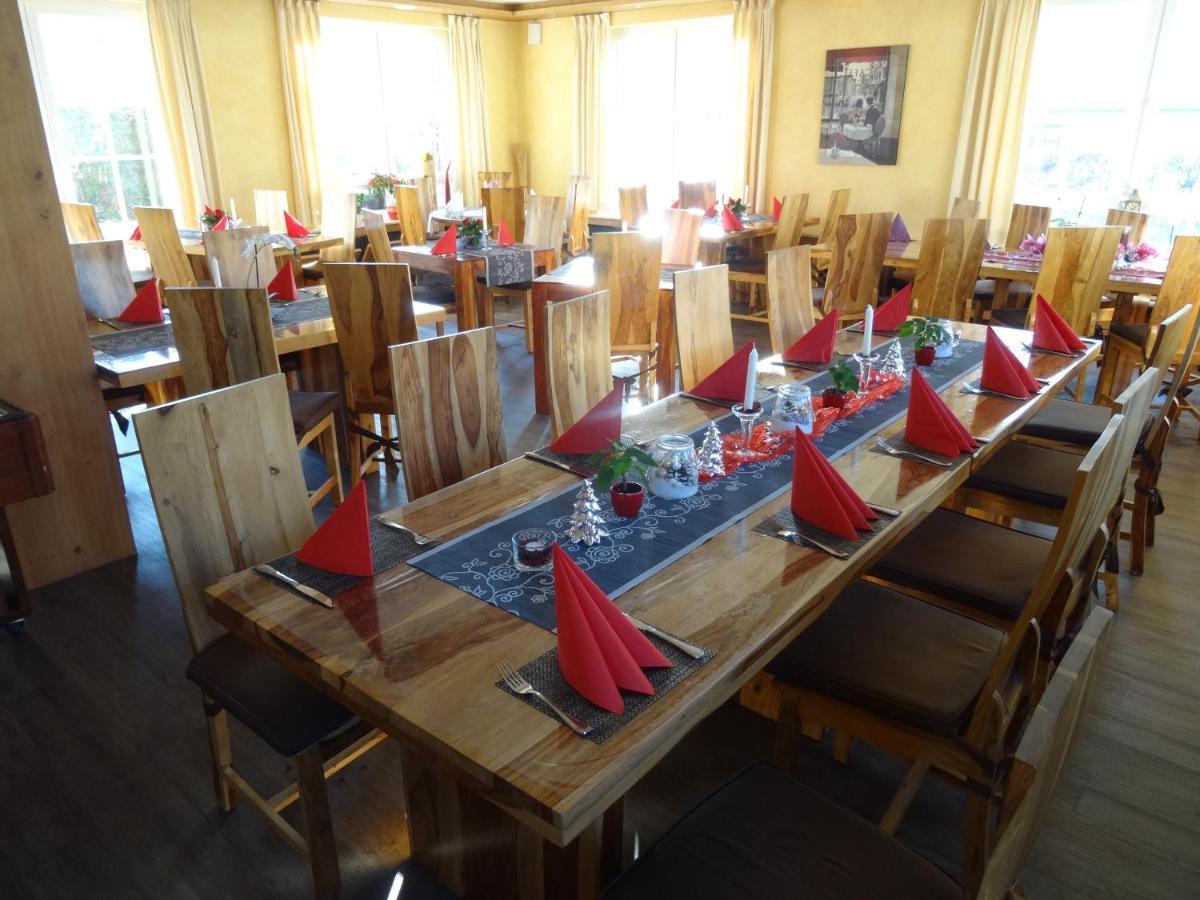 Hotel 4 Jahreszeiten Mit Restaurant Albstadt Εξωτερικό φωτογραφία